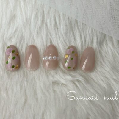 新生活でも浮かないネイル